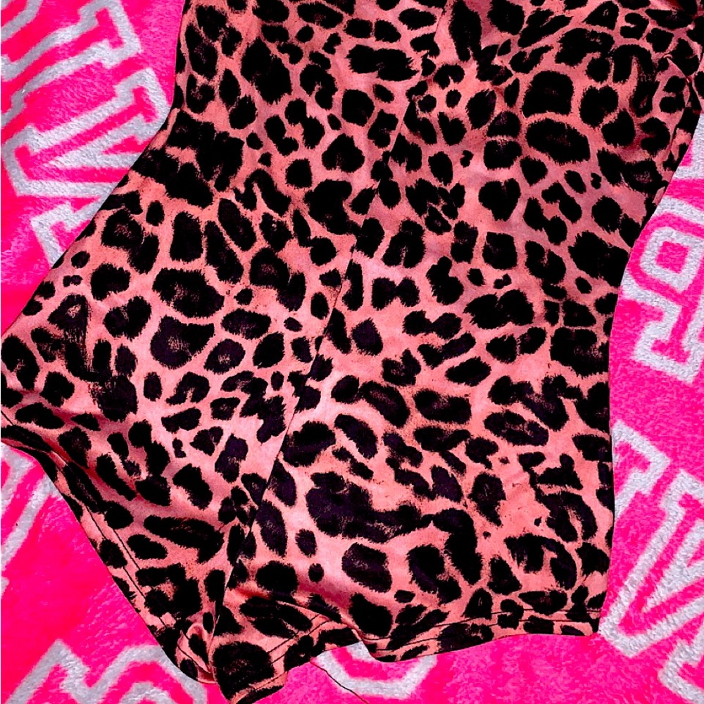 Romper - Picture 2 of 2